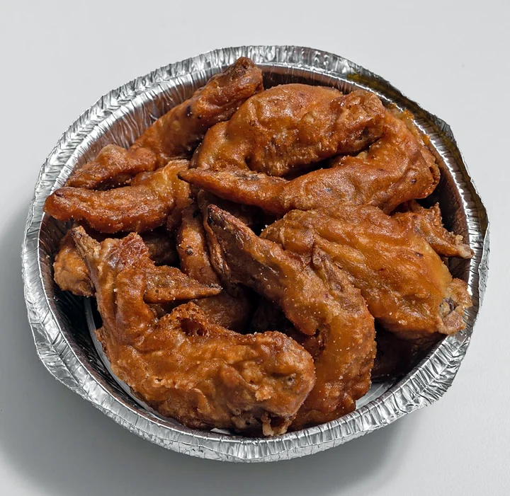 Deep fried chicken wings