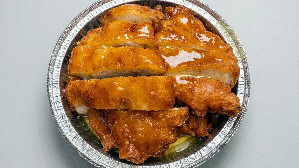 Lemon chicken: breaded chicken breast in lemon sauce